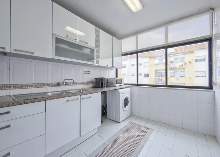 Pontinha Typical By Homing Διαμέρισμα Lisboa