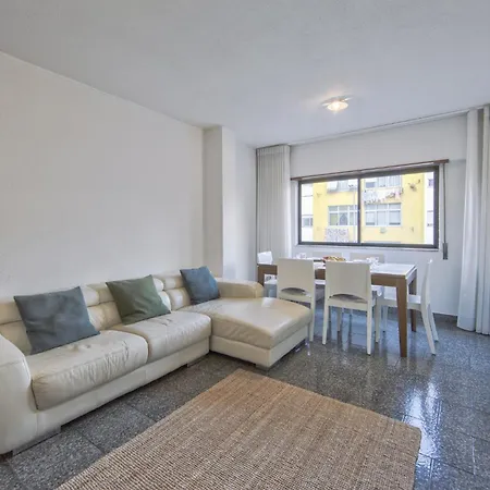 Appartamento Pontinha Typical By Homing *