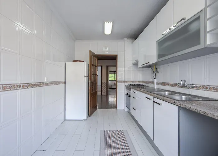 Pontinha Typical By Homing ליסבון