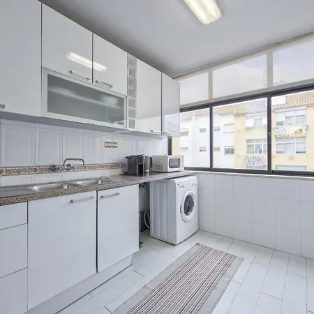Pontinha Typical By Homing Apartment Lisbon