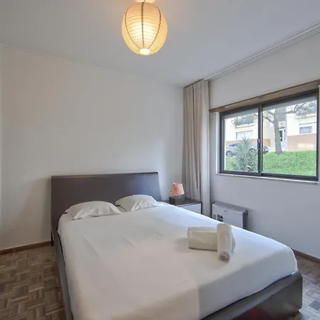 Apartment Pontinha Typical By Homing