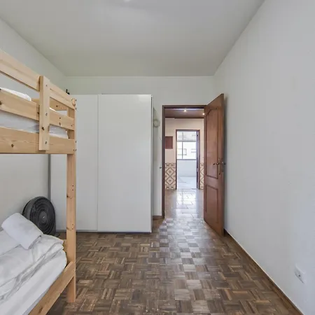 Pontinha Typical By Homing Apartment *