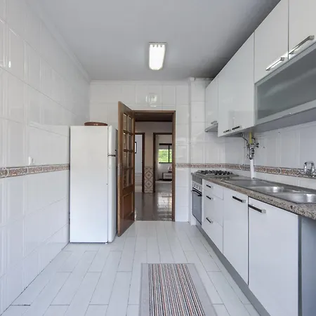 Pontinha Typical By Homing Lisbon