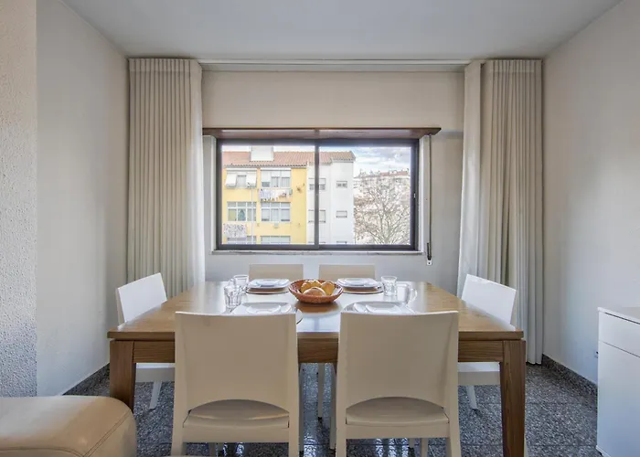 Pontinha Typical By Homing Appartement